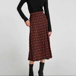 nwt ZARA geometric print maxi skirt XS (F4)